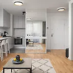 Anni - Modern & Cosy - With Garage & Balcony 扎达尔