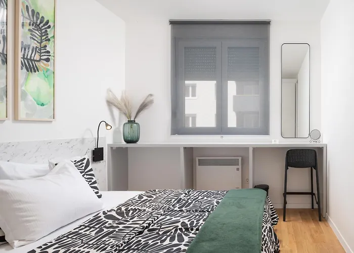 아파트 Anni - Modern & Cosy - With Garage & Balcony